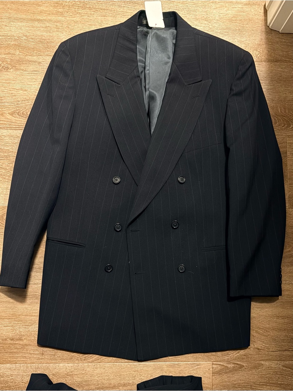 Vintage Maranzone Uomo Double Breasted Pinstripe Suit 100% Wool Made in Canada (